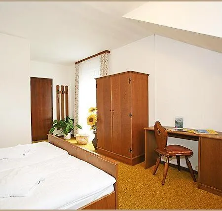 Relax- & Wanderhotel Poppengut 힌터스토더