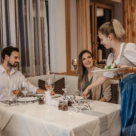 Relax- & Wanderhotel Poppengut Hotel Hinterstoder