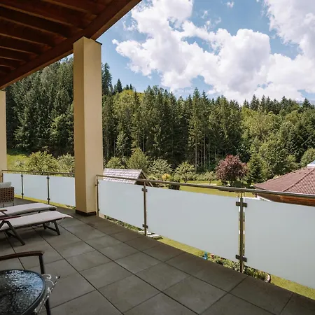Relax-&wanderhotel Poppengut 4*