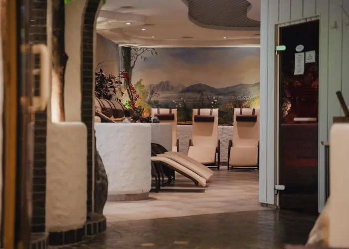 ホテル Relax- & Wanderhotel Poppengut 4*