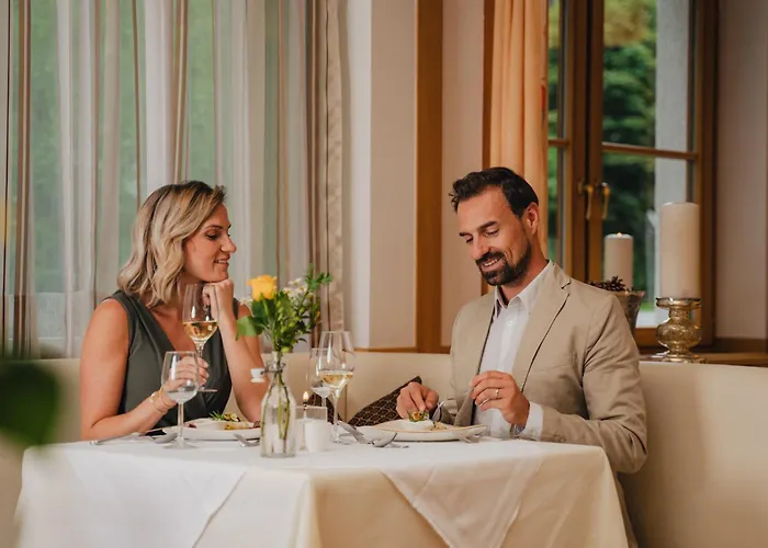 Relax- & Wanderhotel Poppengut ヒンターシュトダー