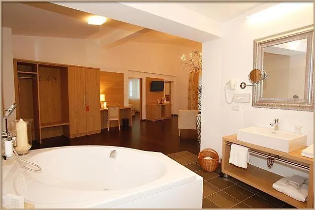 Relax- & Wanderhotel Poppengut فندق هينترستودر