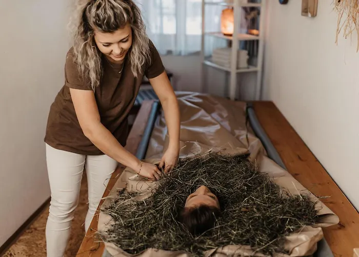 Relax- & Wanderhotel Poppengut فندق 4*