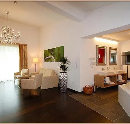 Relax & Wanderhotel Poppengut Hotel 4*
