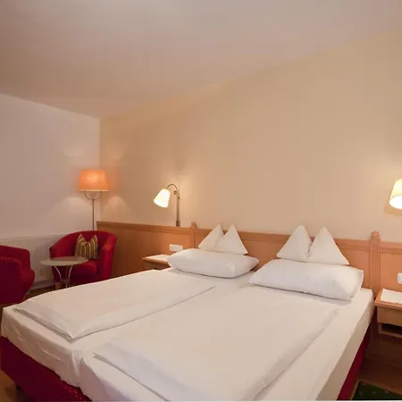 Relax & Wanderhotel Poppengut Hotel 4*