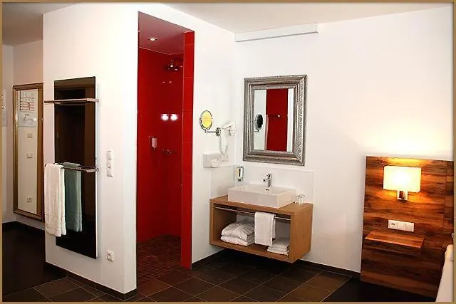 Relax- & Wanderhotel Poppengut 호텔